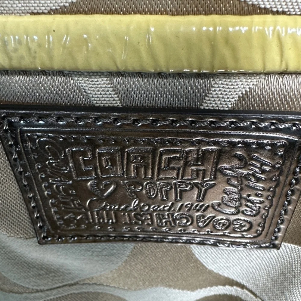Coach Poppy Signature Beige & Yellow Shoulder Bag Super Cute 😍 - Picture 3 of 8